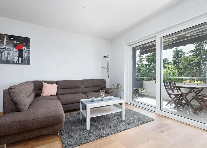 Massa 200 M To The * Poreč