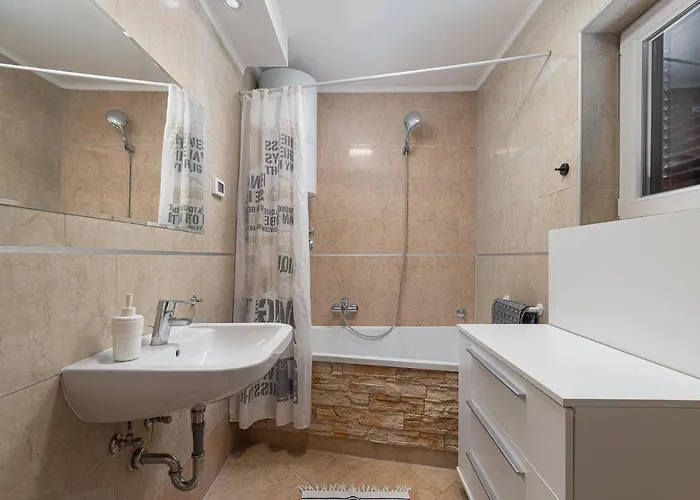 Apartman Massa 200 M To The Poreč